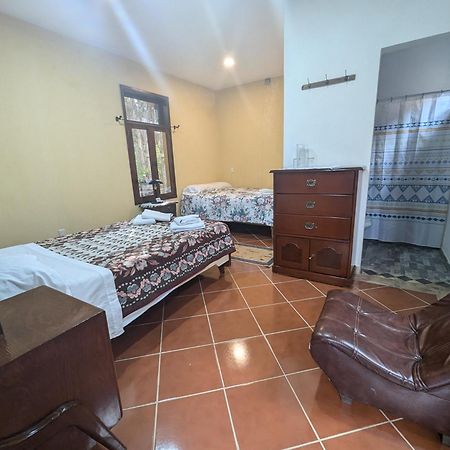 Hotel La Pasiva De Pátzcuaro Esterno foto