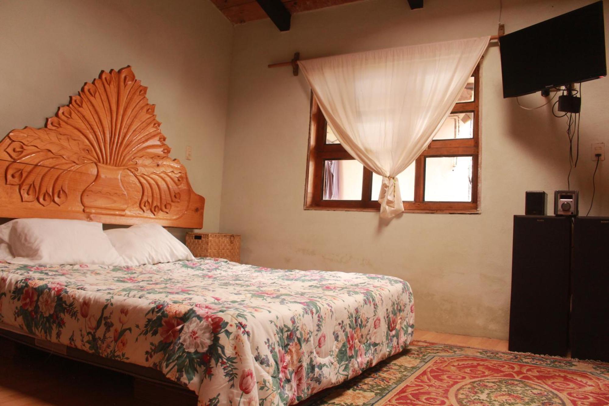 Hotel La Pasiva De Pátzcuaro Esterno foto