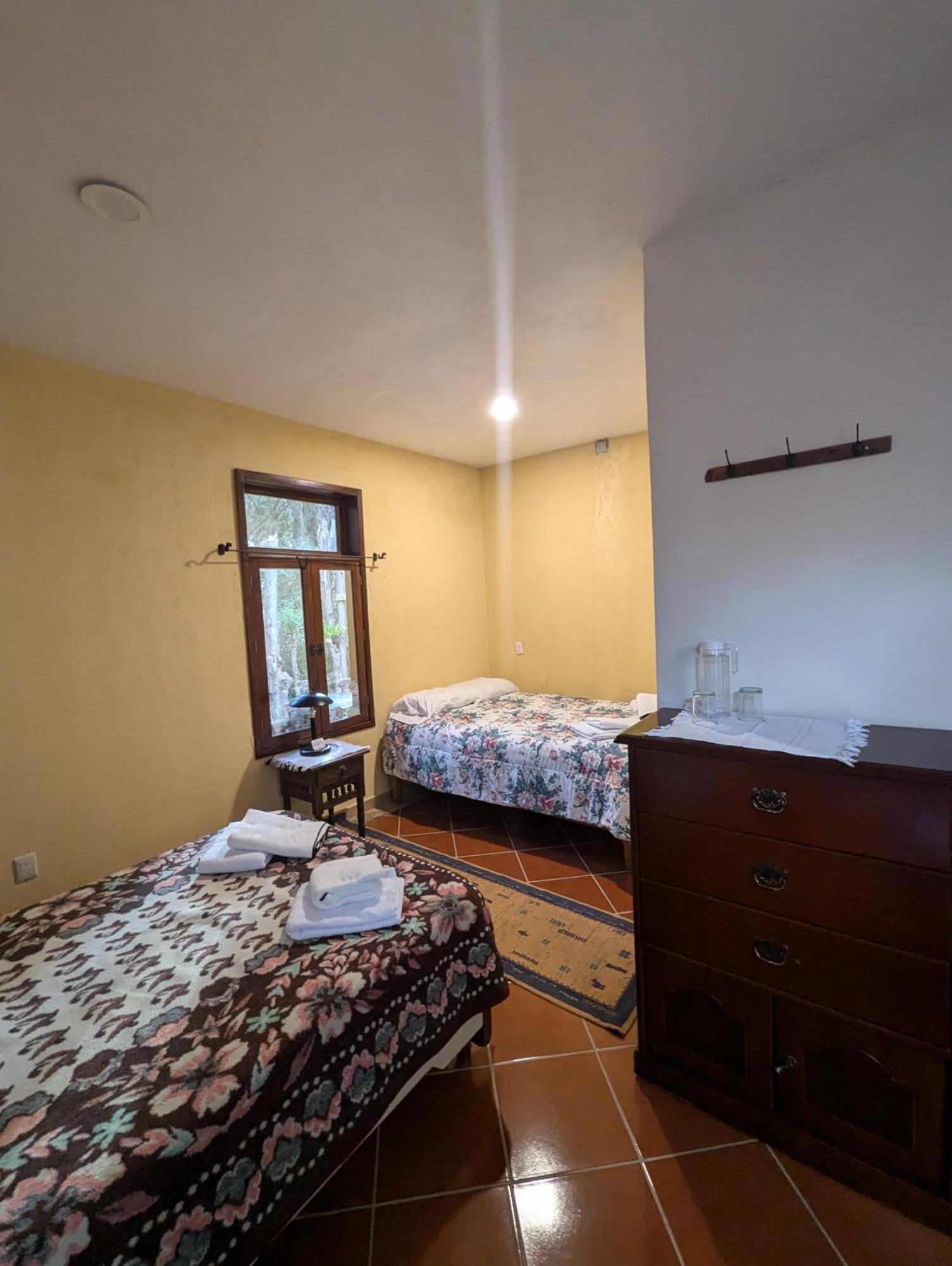 Hotel La Pasiva De Pátzcuaro Esterno foto